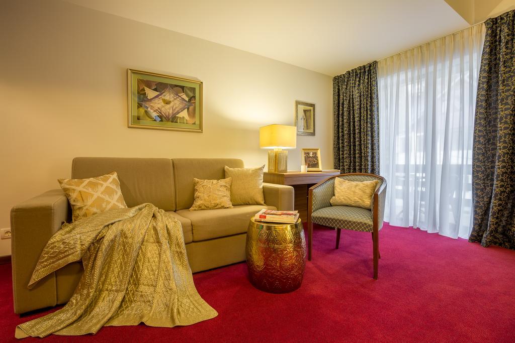 Hotel Boutique Belvedere Sinaia Luaran gambar