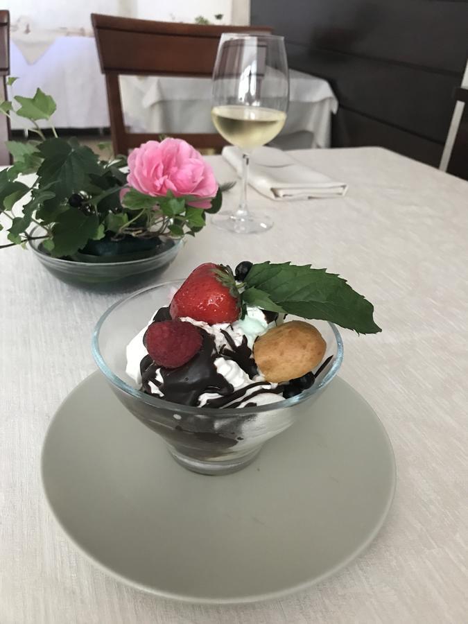 Hotel Boutique Belvedere Sinaia Luaran gambar