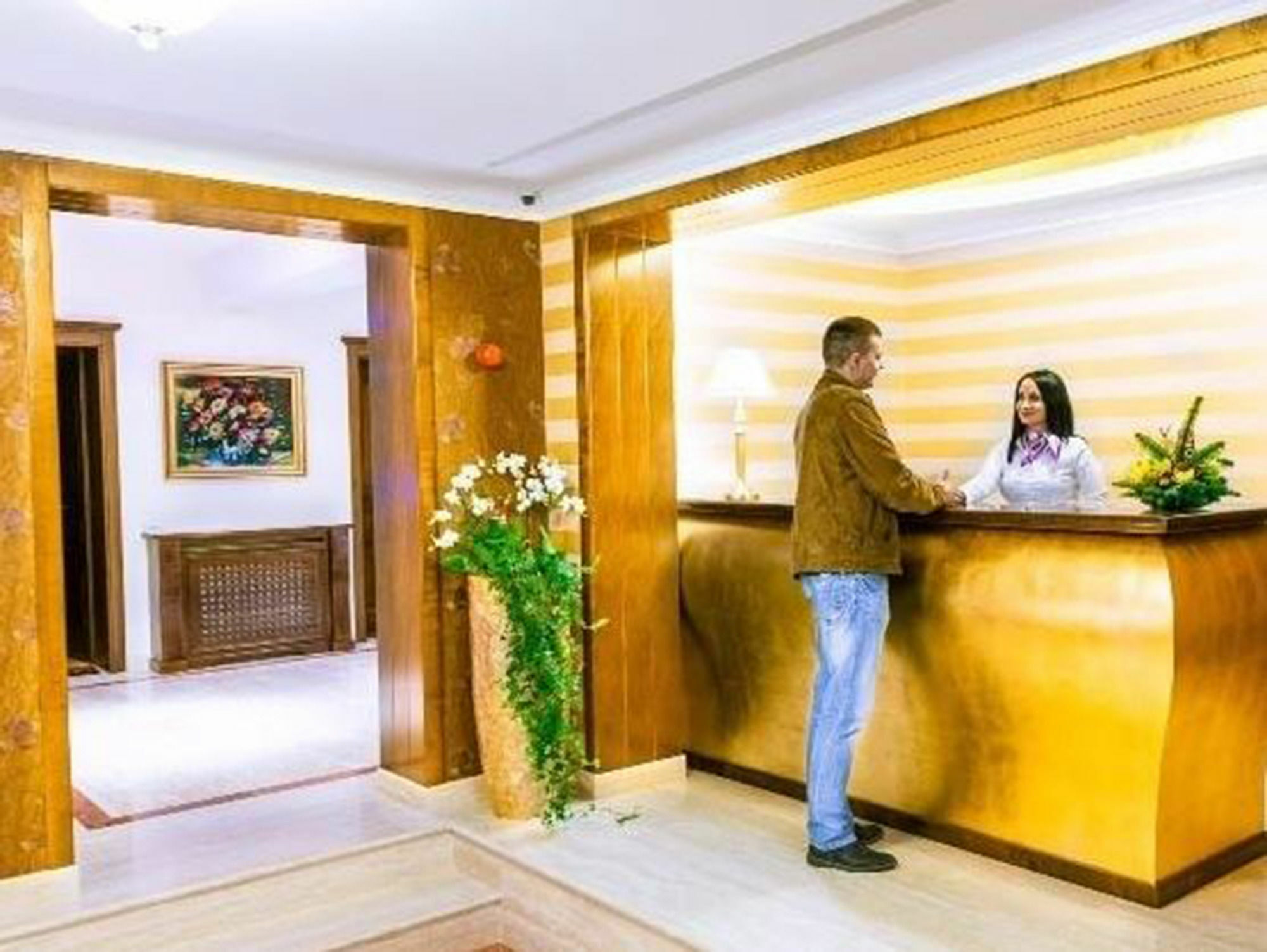 Hotel Boutique Belvedere Sinaia Luaran gambar