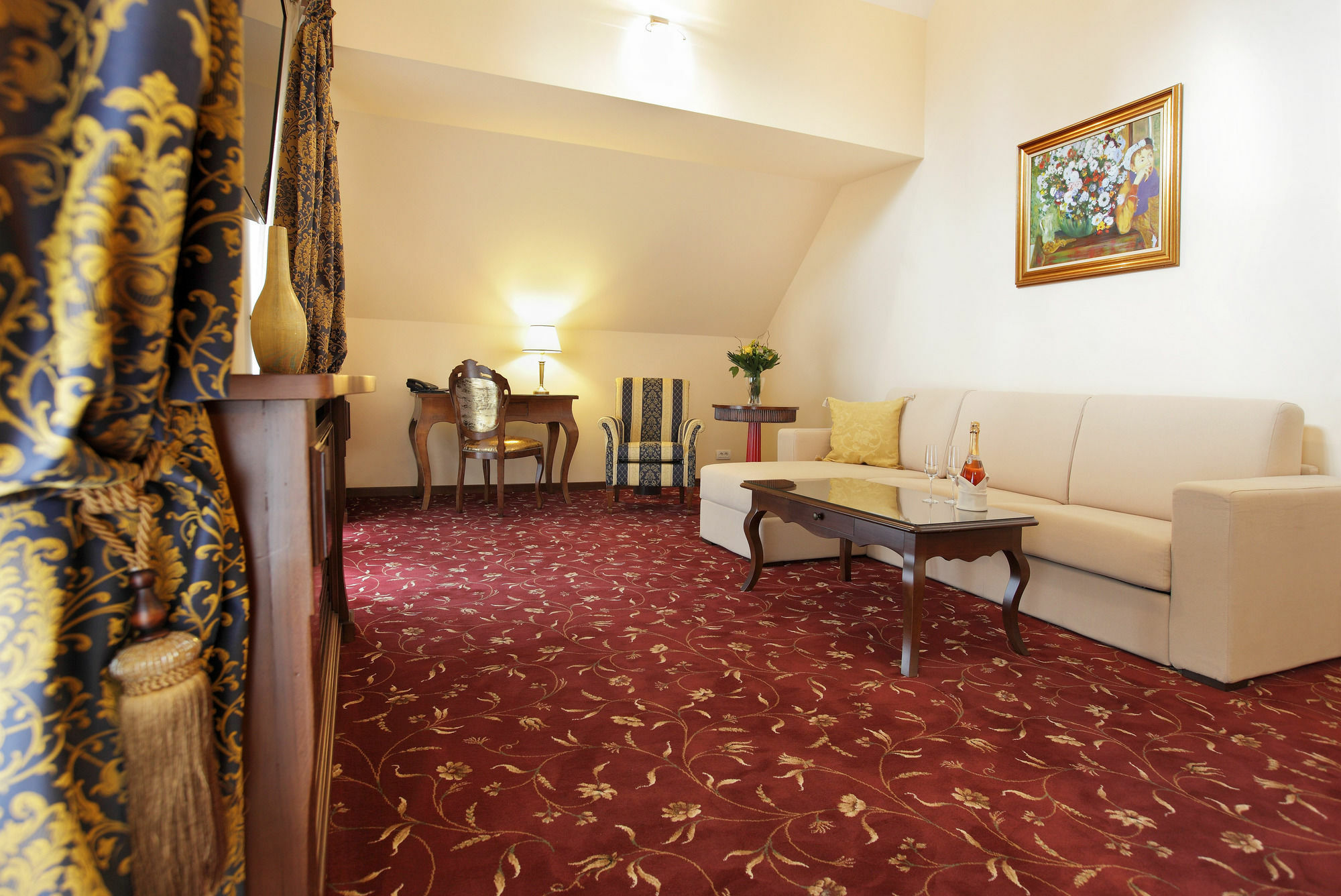 Hotel Boutique Belvedere Sinaia Luaran gambar