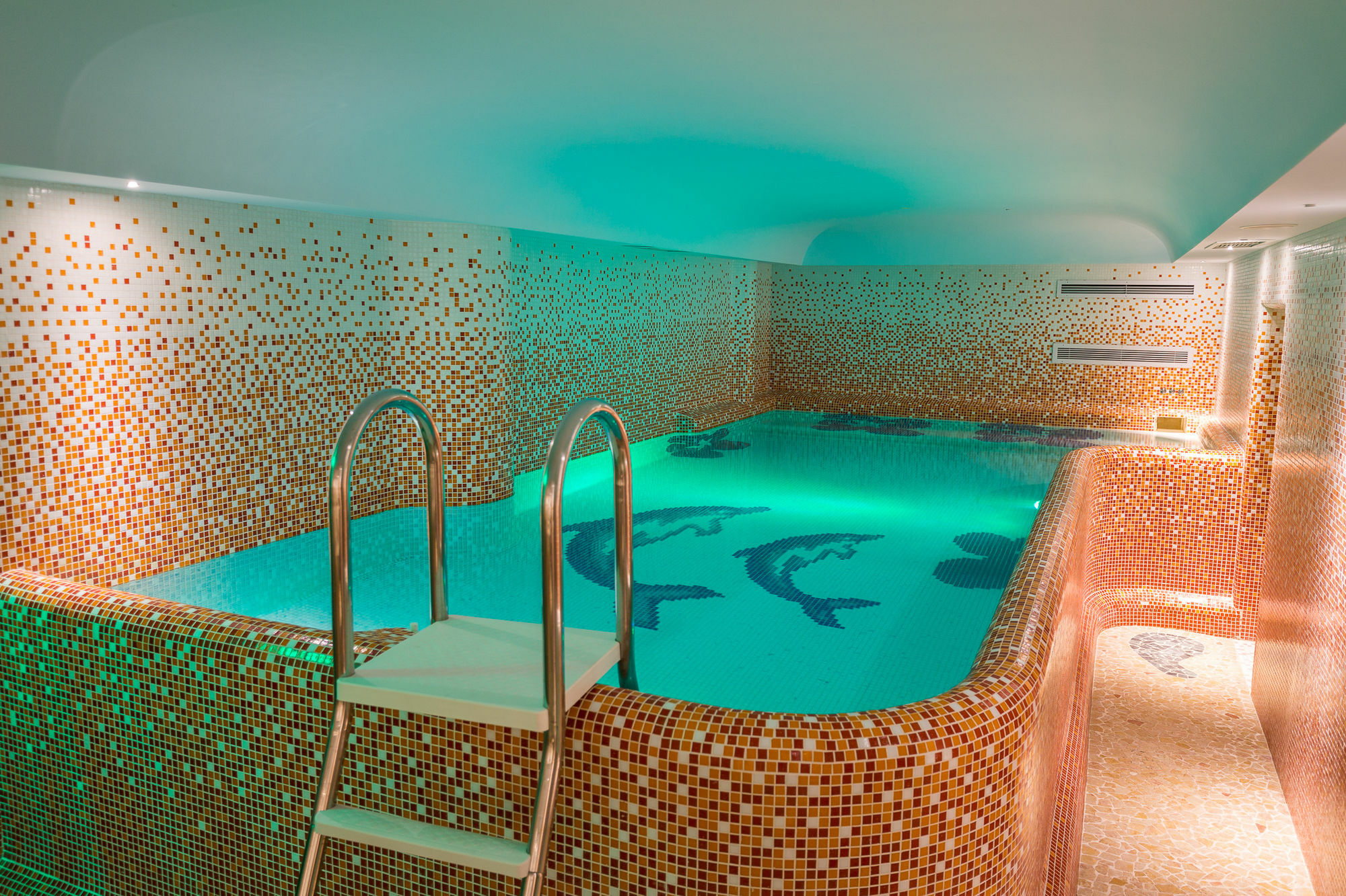 Hotel Boutique Belvedere Sinaia Luaran gambar